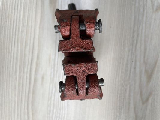 Υλικά σκαλωσιάς και εξαρτήματα 48mm χυτοσιδήρου στροφέας σφιγκτηρών σωλήνων διαμέτρων προμηθευτής