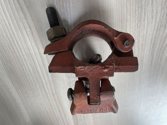 Υλικά σκαλωσιάς και εξαρτήματα 48mm χυτοσιδήρου στροφέας σφιγκτηρών σωλήνων διαμέτρων προμηθευτής