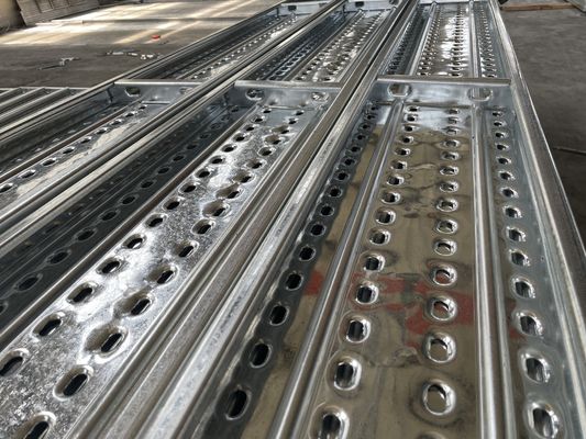 Q235 Q345B Σύστημα σκαλωμάτων Cuplock Gang Board με προσαρμόσιμο μέγεθος και αντοχή στη διάβρωση προμηθευτής